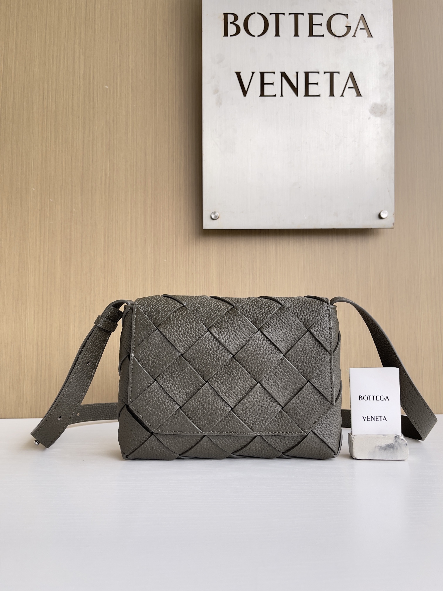 보테가베네타 디아고 크로스백