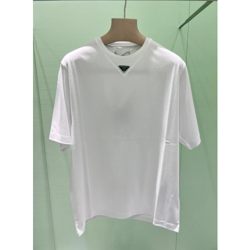 프라다 삼각로고 반팔티