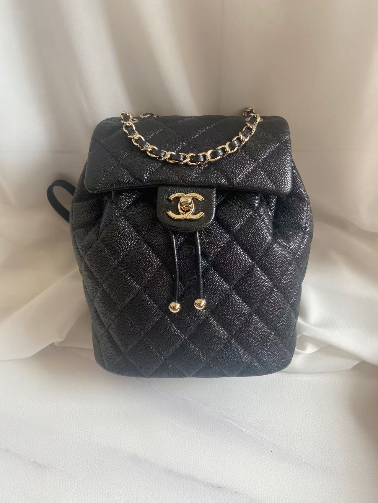 샤넬 어반 스피릿 백팩 미듐