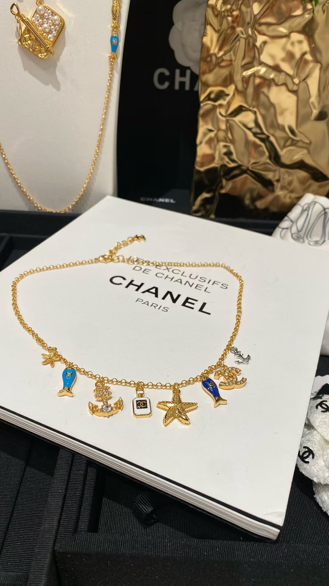 샤넬 스트라스 목걸이