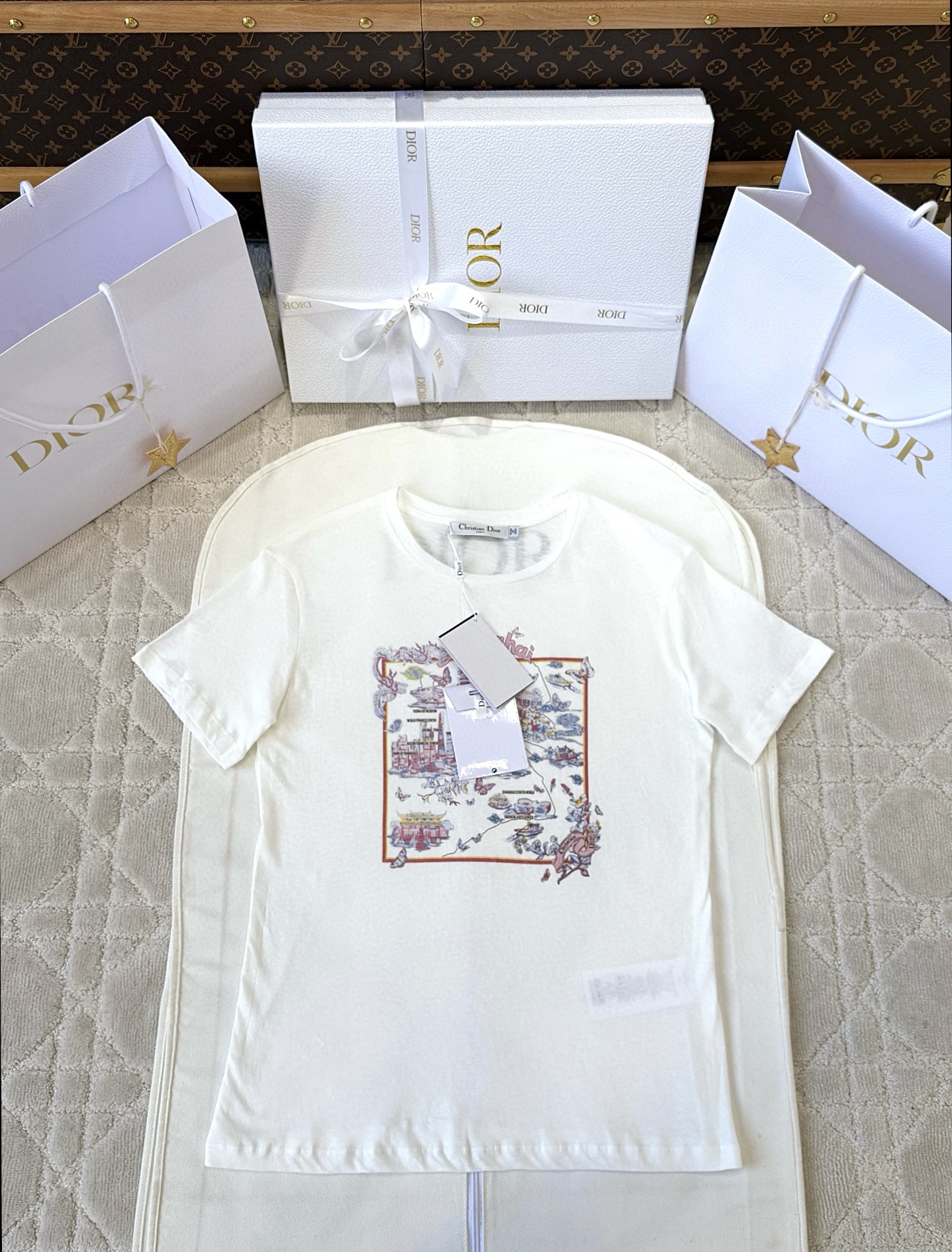 디올 25ss 티셔츠