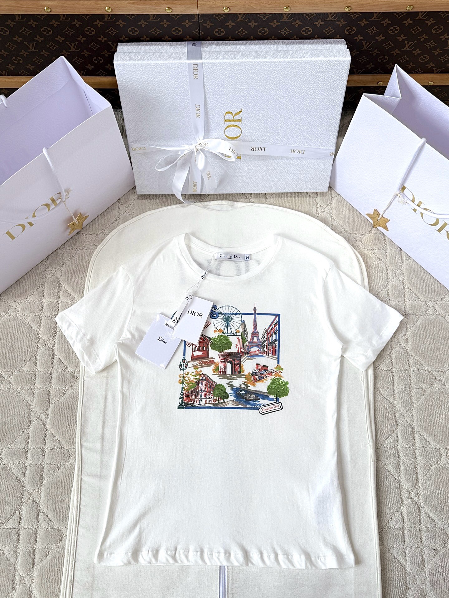 디올 25ss 티셔츠
