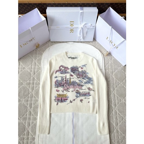 디올 25fw 자수 니트