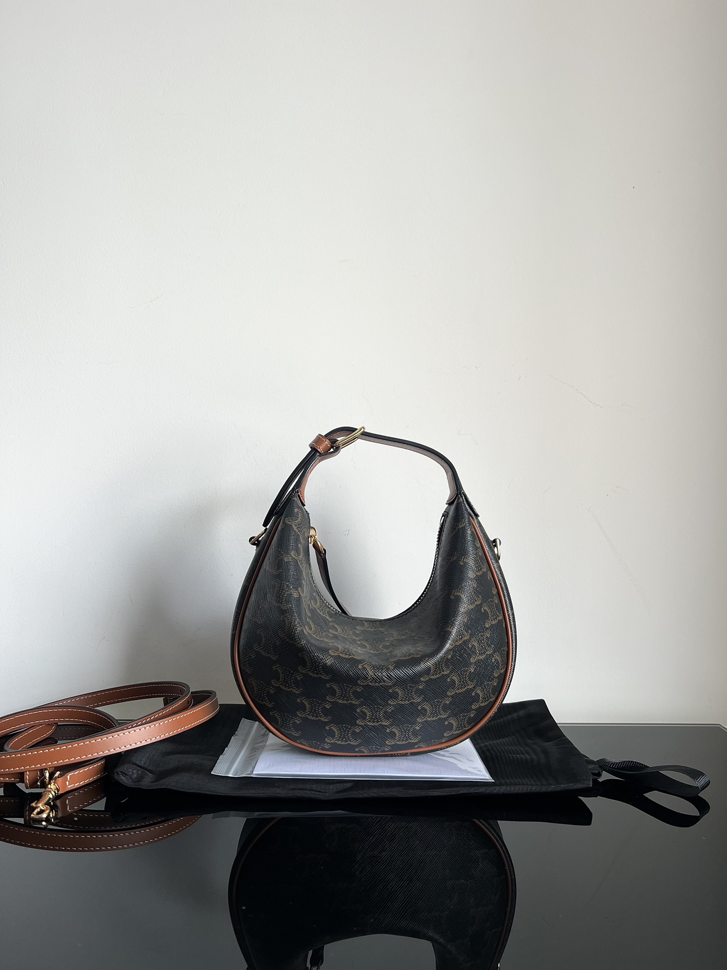 셀린느 틴 룰루백