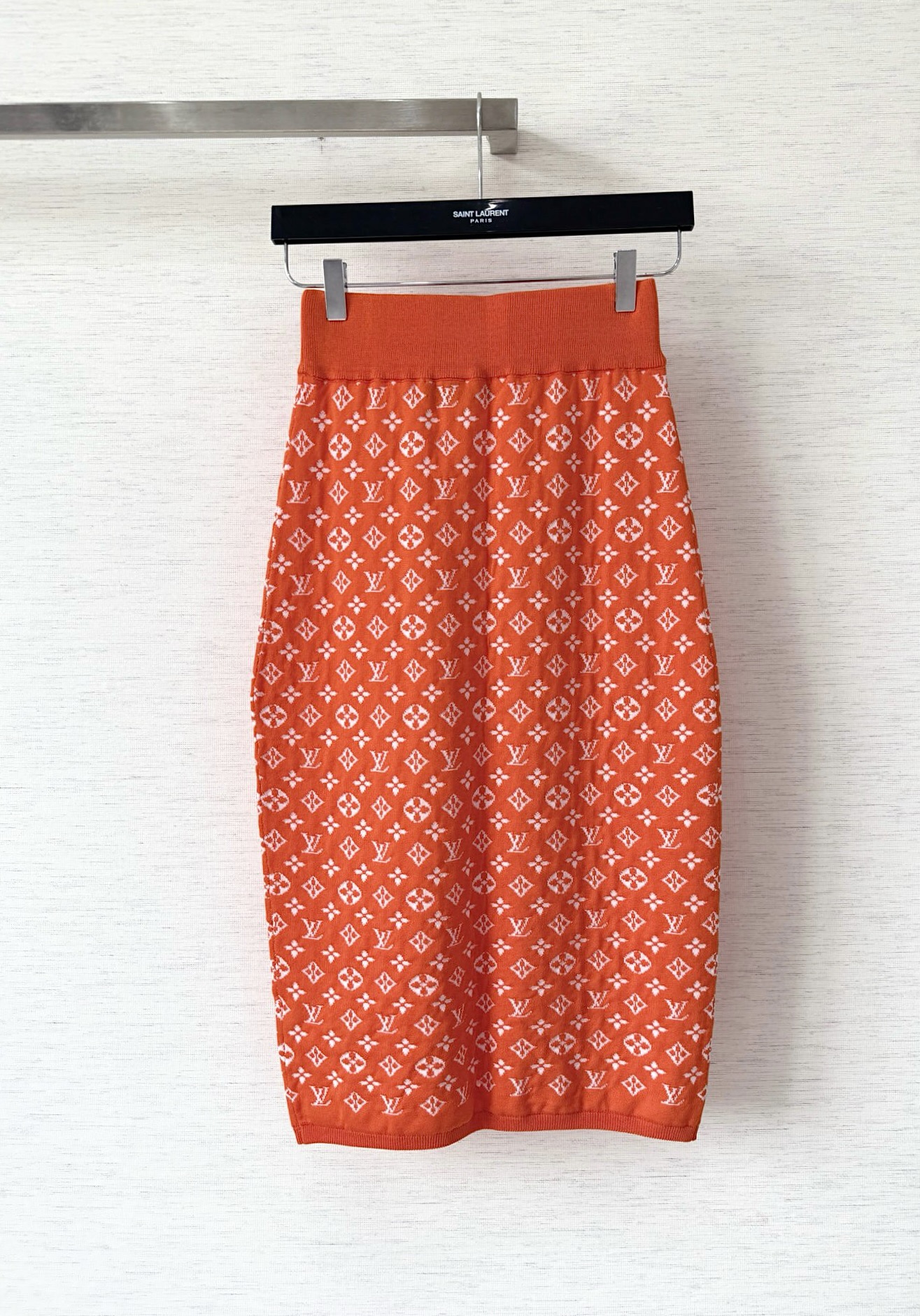 루이비통 25fw 니트 스커트