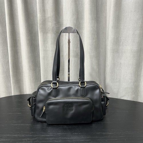 미우미우 25ss 모터사이클 백