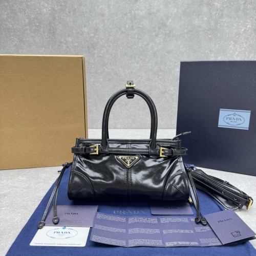 프라다 보니 스몰 가죽 숄더백 블랙
