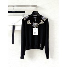 샤넬 자수 크루넥 스웨터