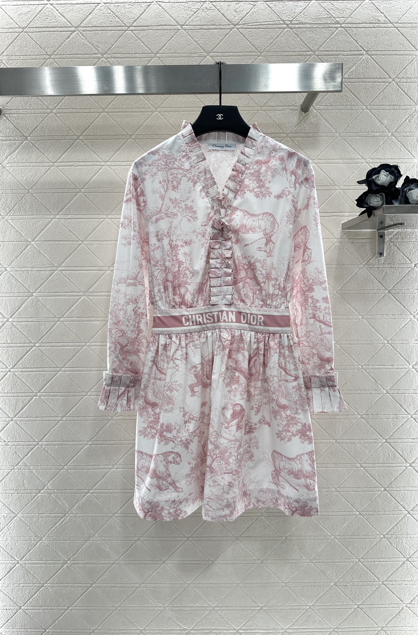 디올 25ss 프린트 레이스