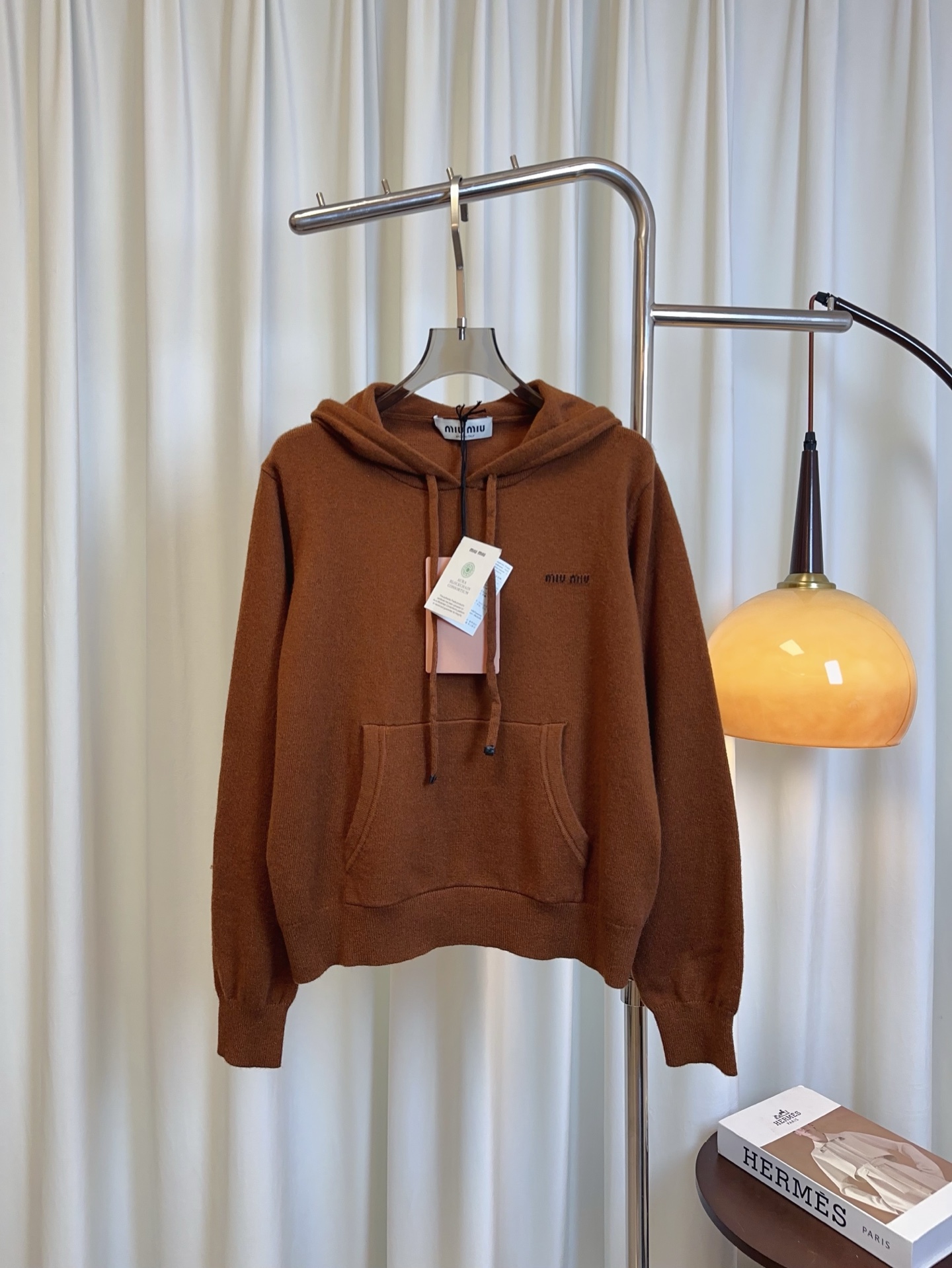 미우미우 후드티