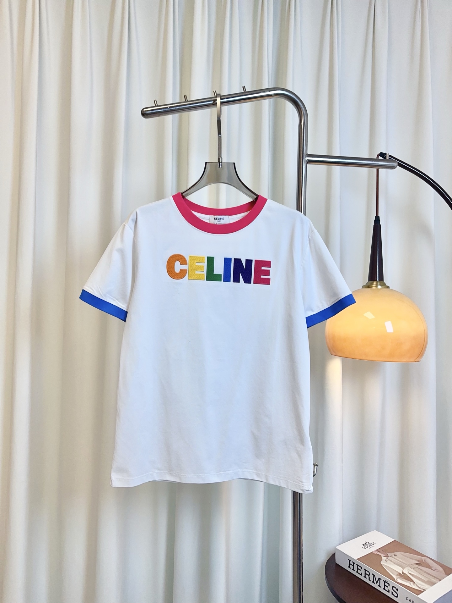 셀린느 로고 반팔티