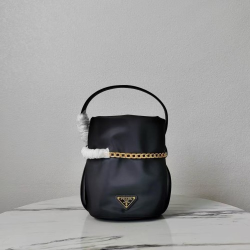 프라다 리나일론 미니백