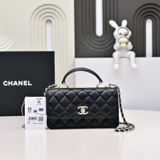 샤넬 탑핸들 woc