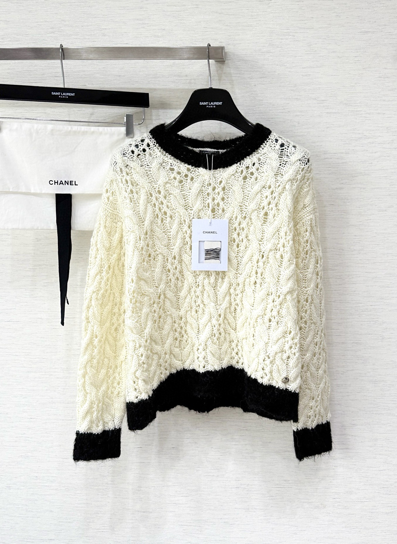 샤넬 25fw 니트 스웨터