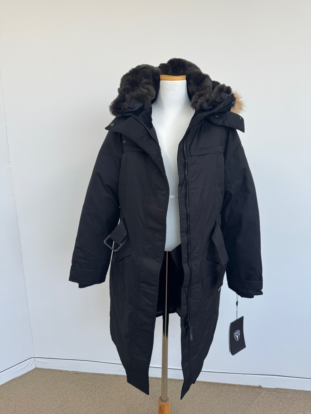 노비스 롱패딩 S SIZE (3일이내 수령가능) 당일출고