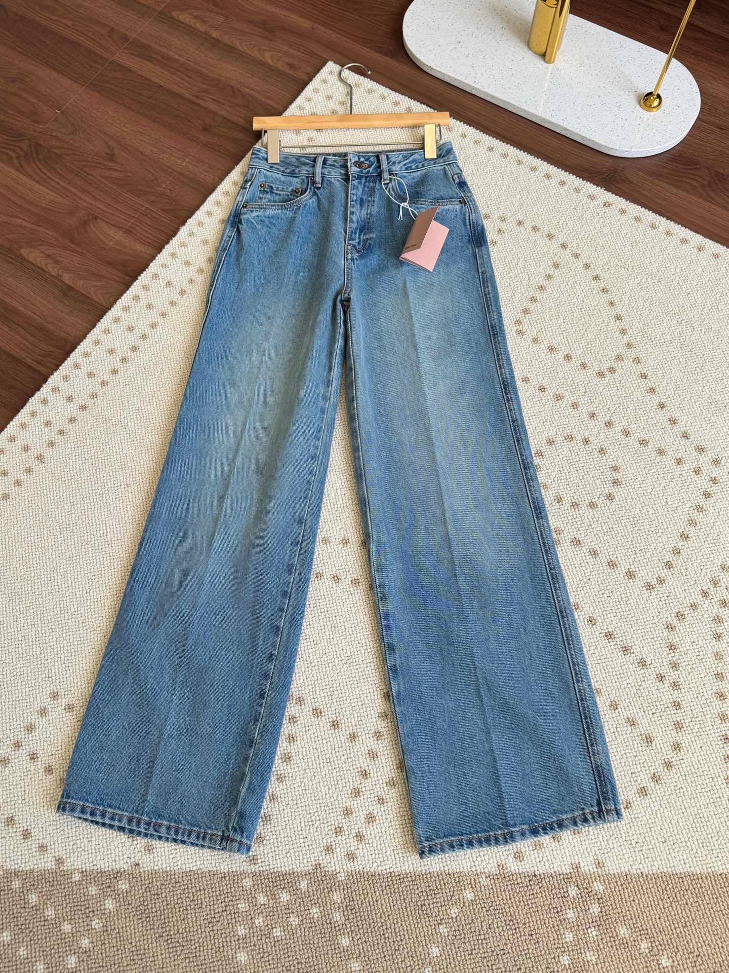 미우미우 청바지