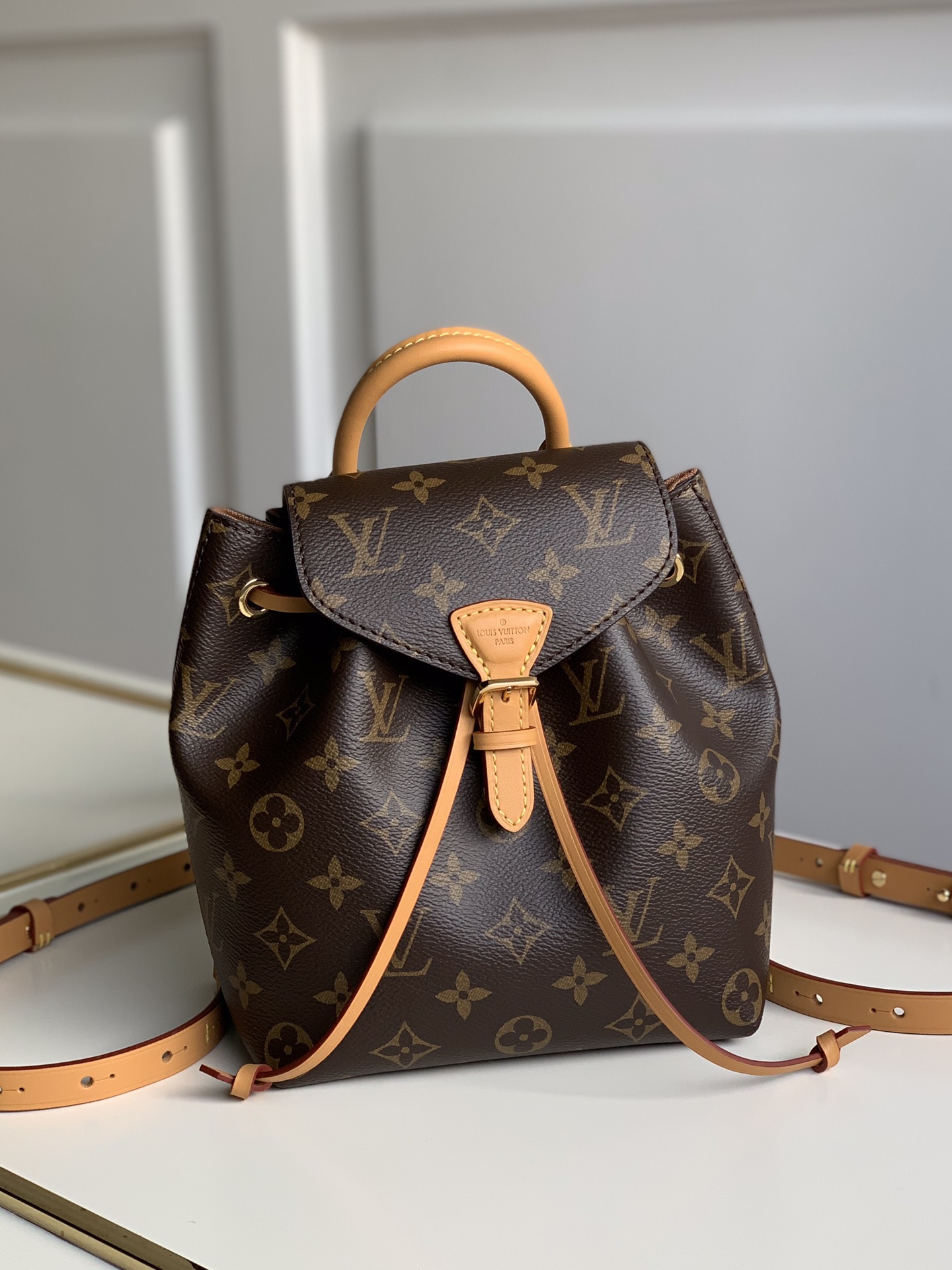 루이비통 몽수리 BB