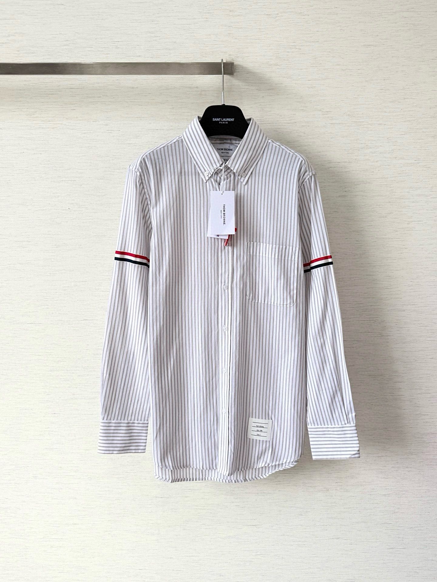 톰브라운 스트라이프 셔츠