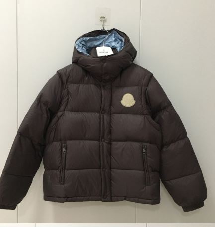 몽클레어 탈부착 조끼 빅로고 패딩 2사이즈 (3일이내 수령가능) 당일출고