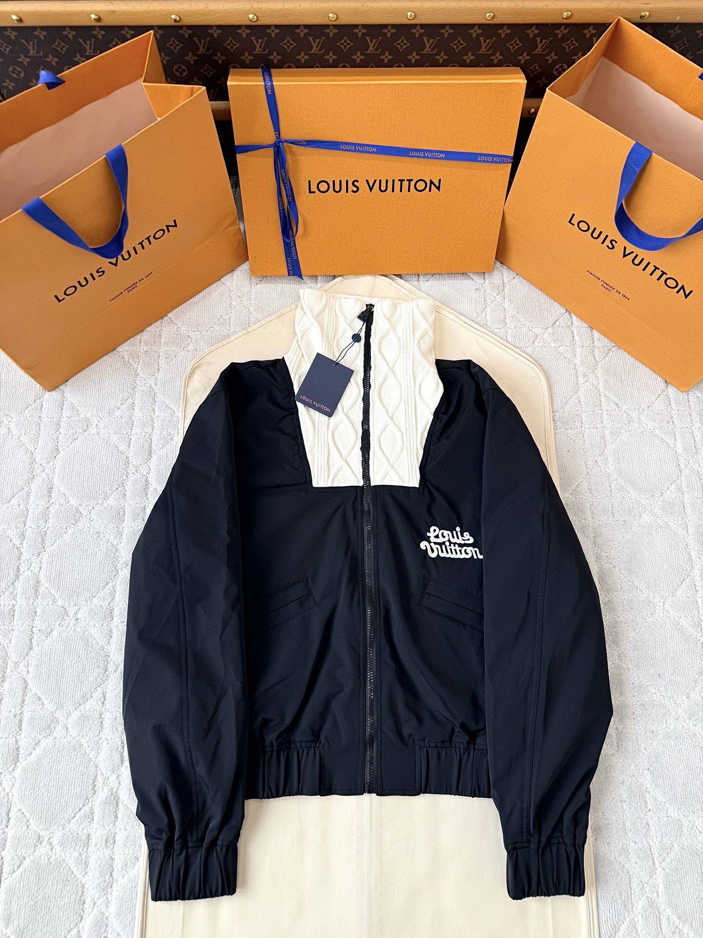 루이비통 자수 자켓