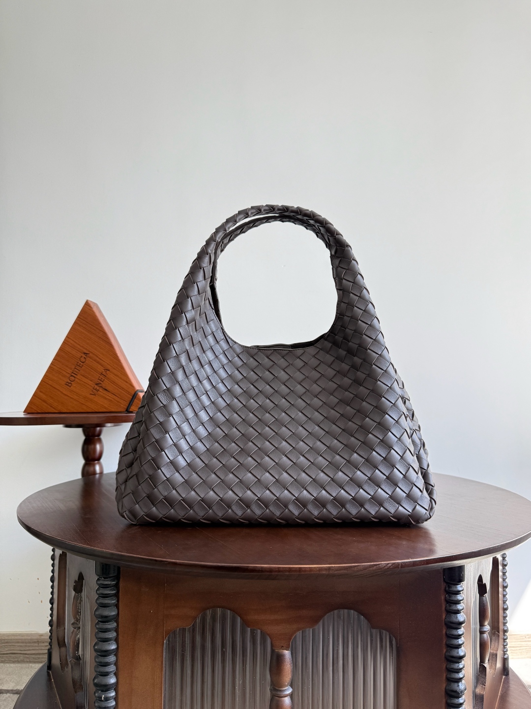 보테가베네타 라지 캄파나 폰단테 844250