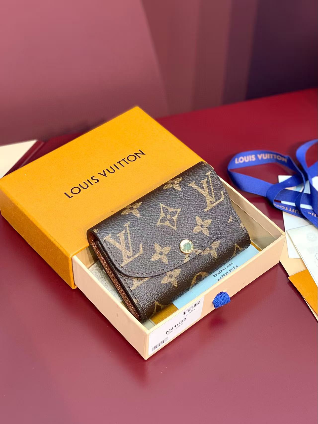 루이비통 코인퍼스 지갑