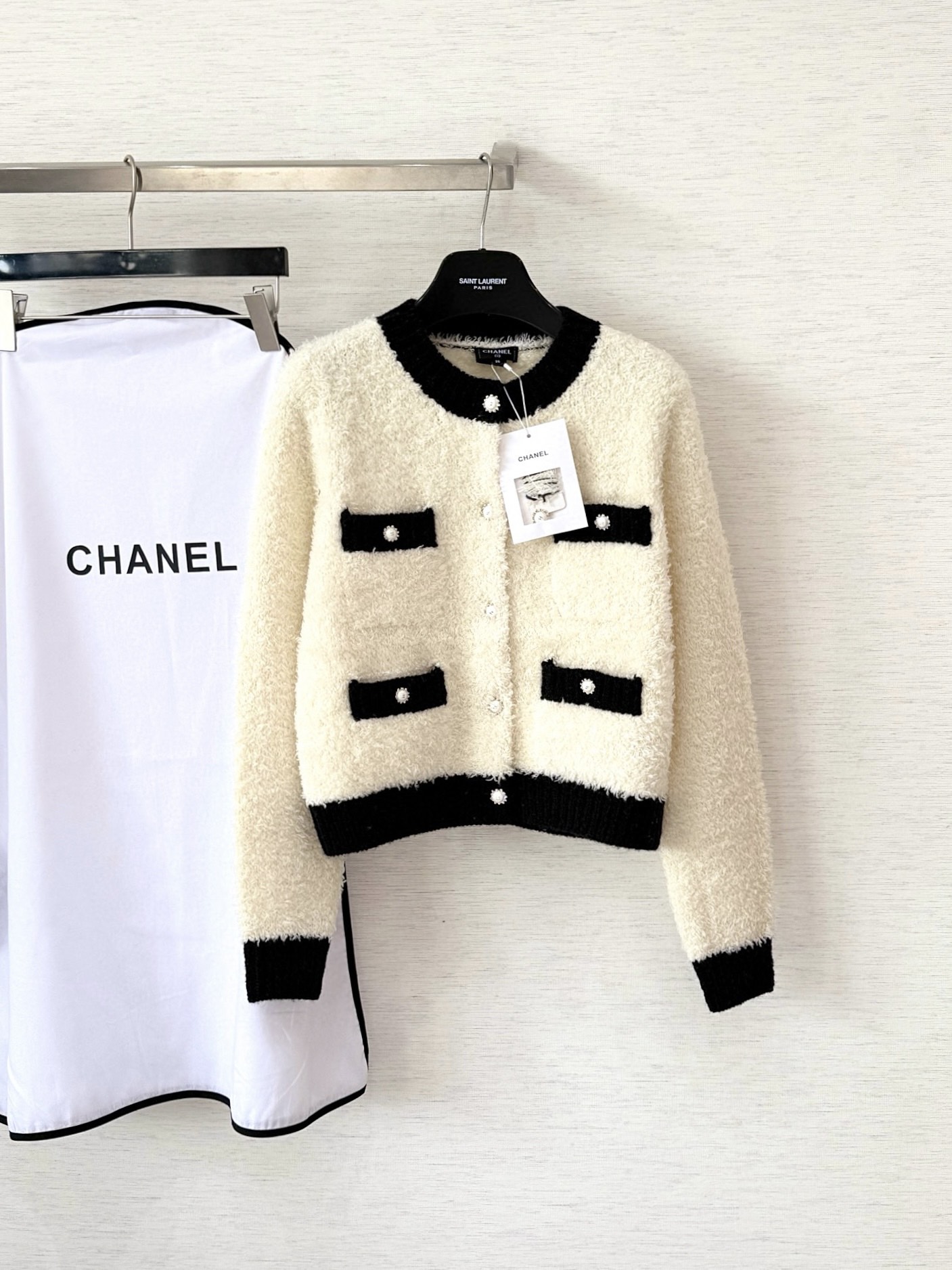 샤넬 니트 가디건