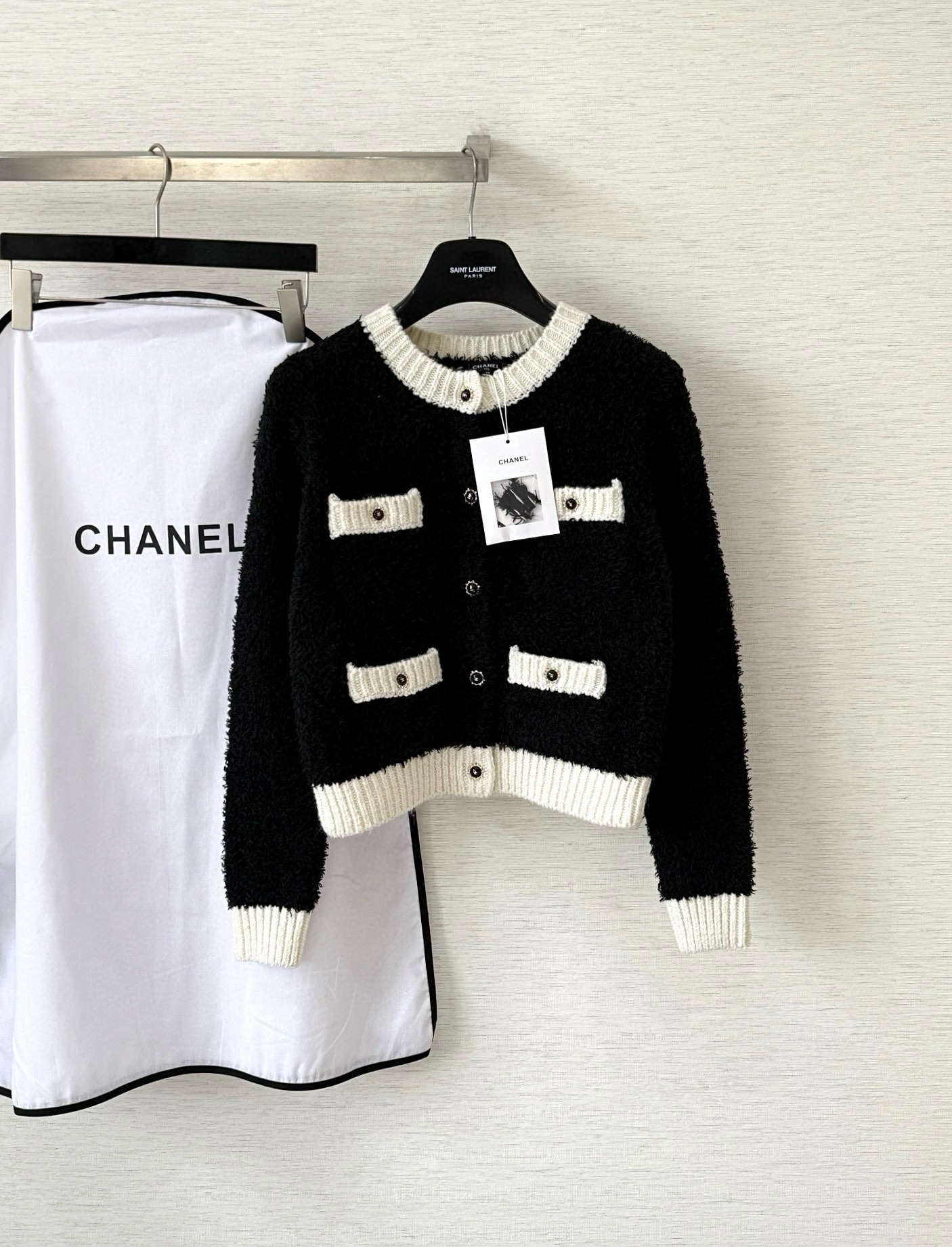 샤넬 니트 가디건