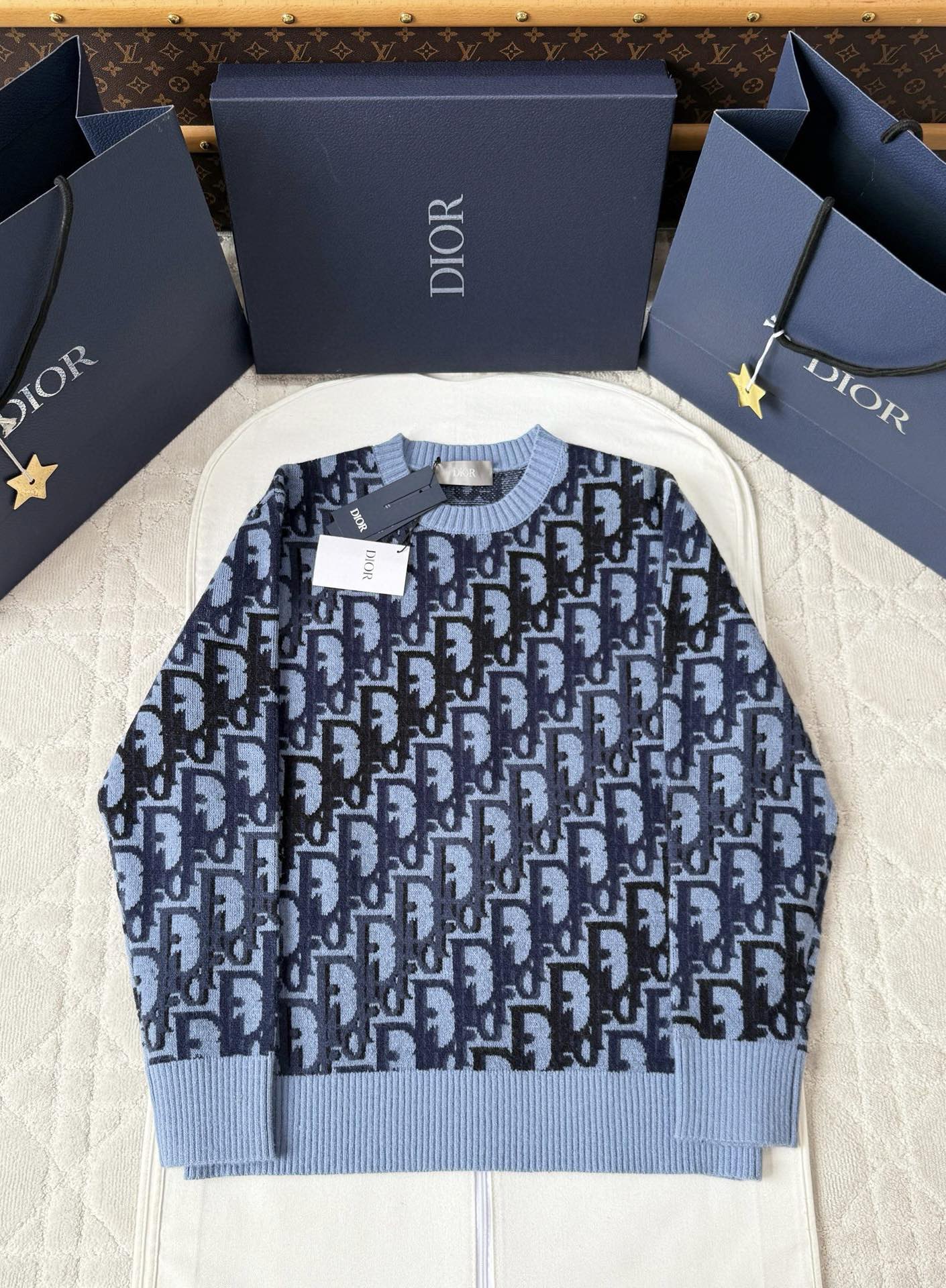 디올 니트 긴팔