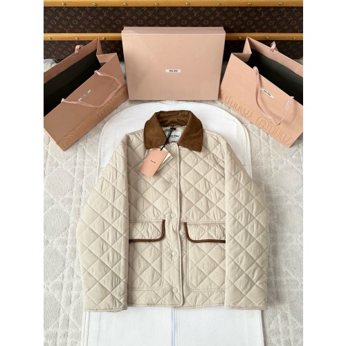 미우미우 다이아 패턴 자켓