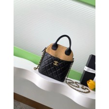 샤넬 스웨이드 탑핸들 체인 미니백