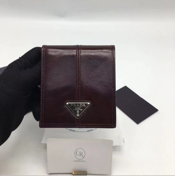 프라다 반지갑 다크브라운(3일이내 수령가능) 당일출고