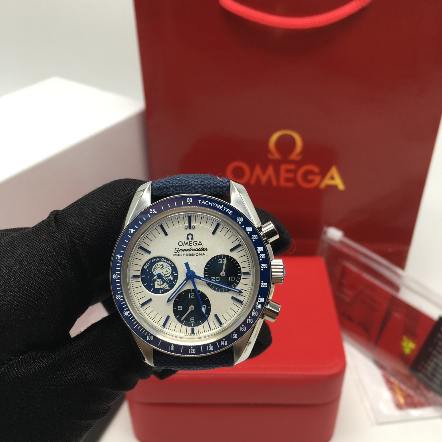 오메가 스피드 마스터 스누피 블루밴드 42mm (3일이내 수령가능) 당일출고