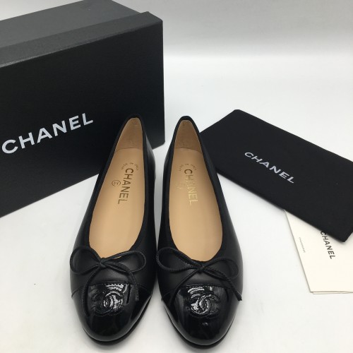 샤넬 발레리나 플랫 슈즈 235mm(3일이내 수령가능) 당일출고