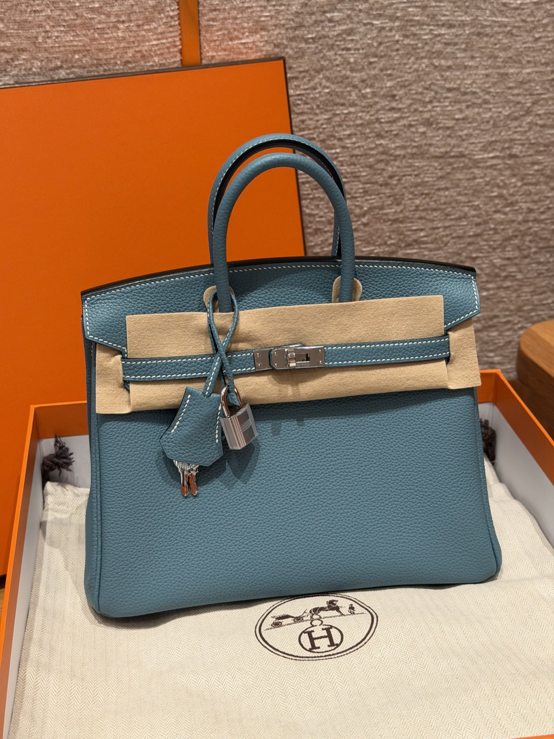 에르메스 버킨백 25 토고 은장 컬러: 75/Bleu jean