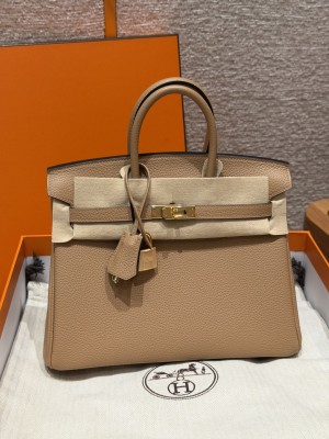 에르메스 버킨백 25 토고 금장 컬러: 0M/chai