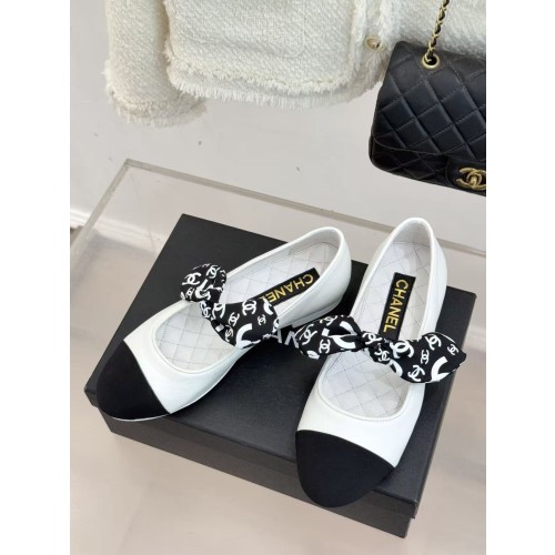 샤넬 CC 로고 실크 스카프 메리제인 플랫 슈즈