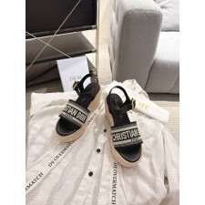 디올 디웨이 웨지 샌들