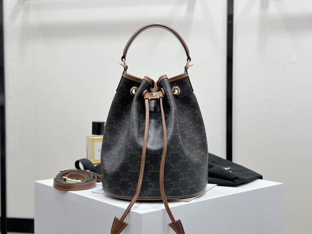 셀린느 클라라 백 [정품급]