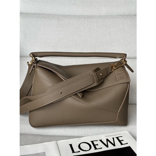 로에베 미디엄 퍼즐 엣지백