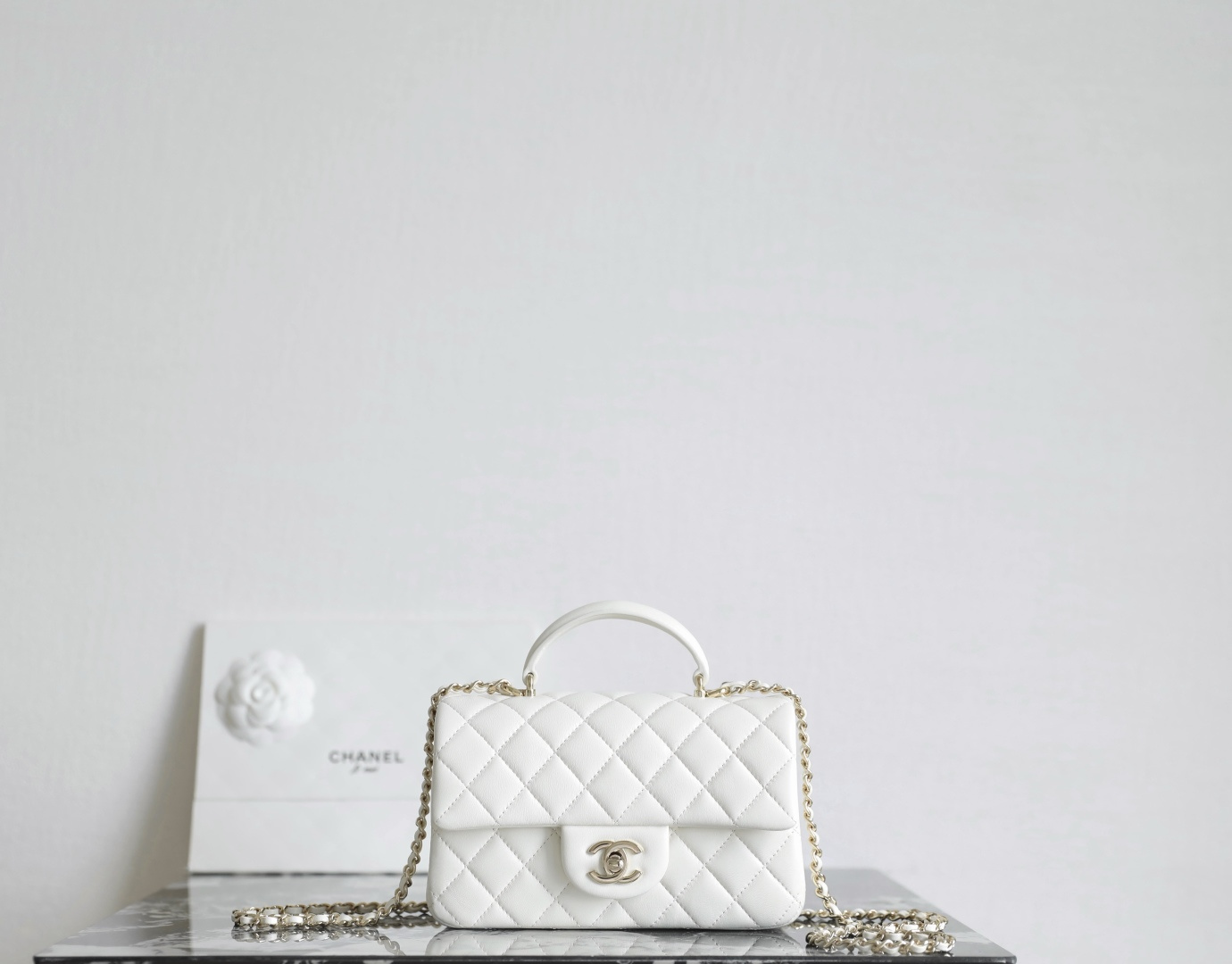 샤넬 클래식 뉴미니 탑핸들백 램스킨 [정품급]