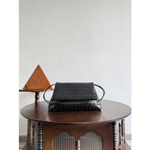 보테가베네타 지오르노