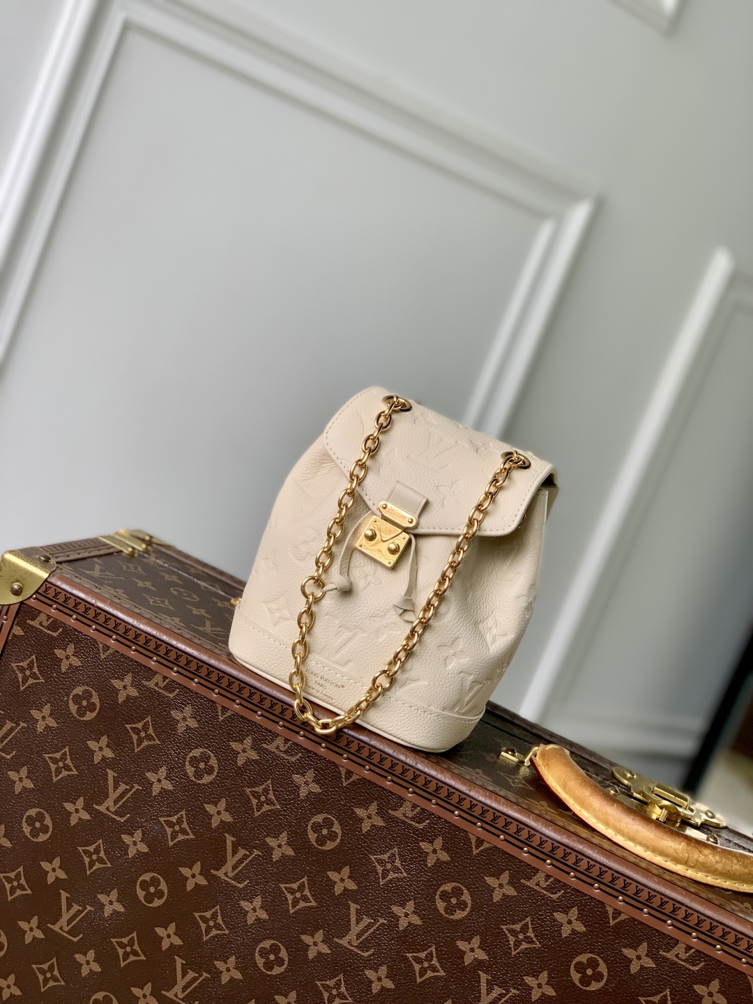 루이비통 나노 노에 백팩