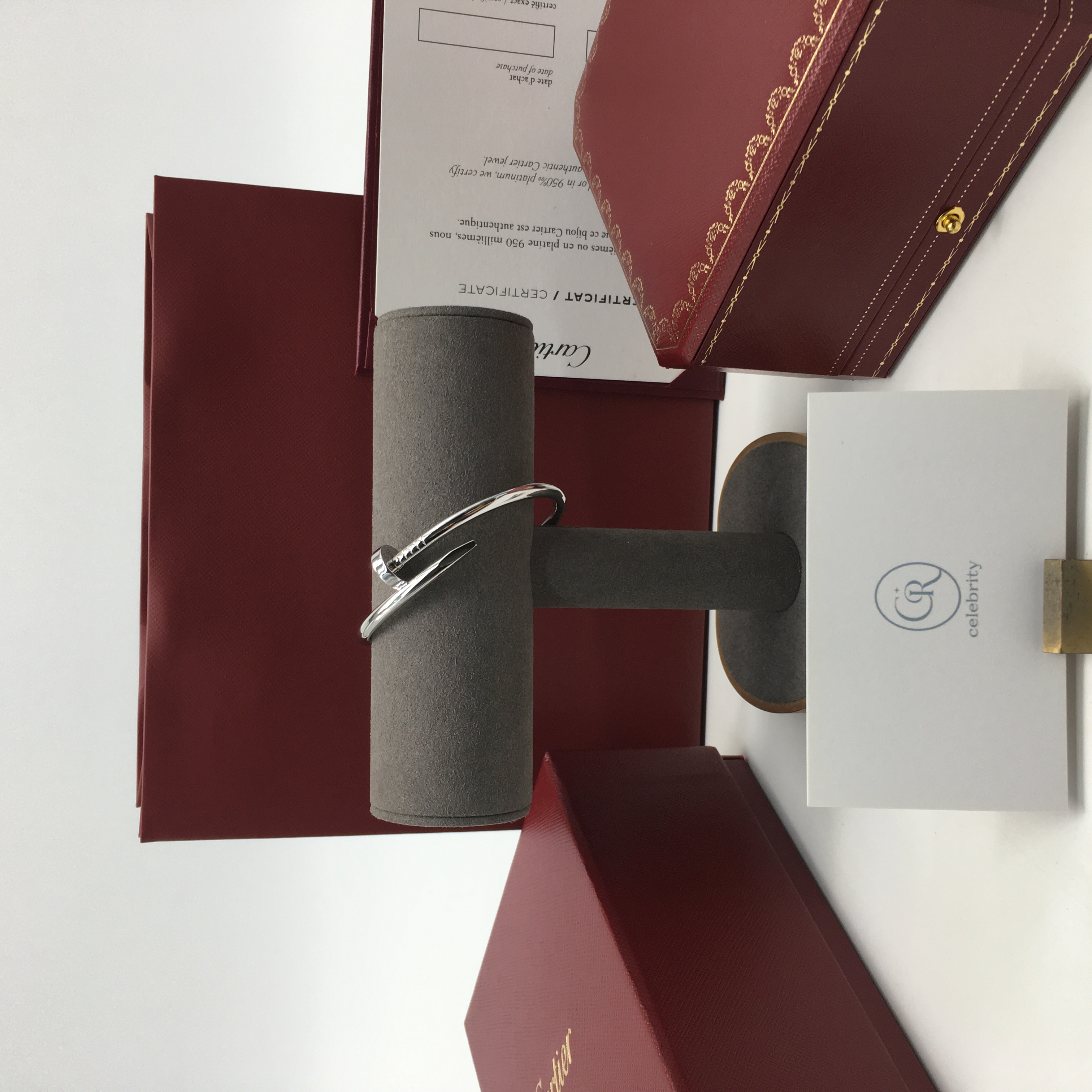 까르띠에 저스트 앵 끌루 브레이슬릿 MM 17cm (3일이내 수령가능) 당일출고