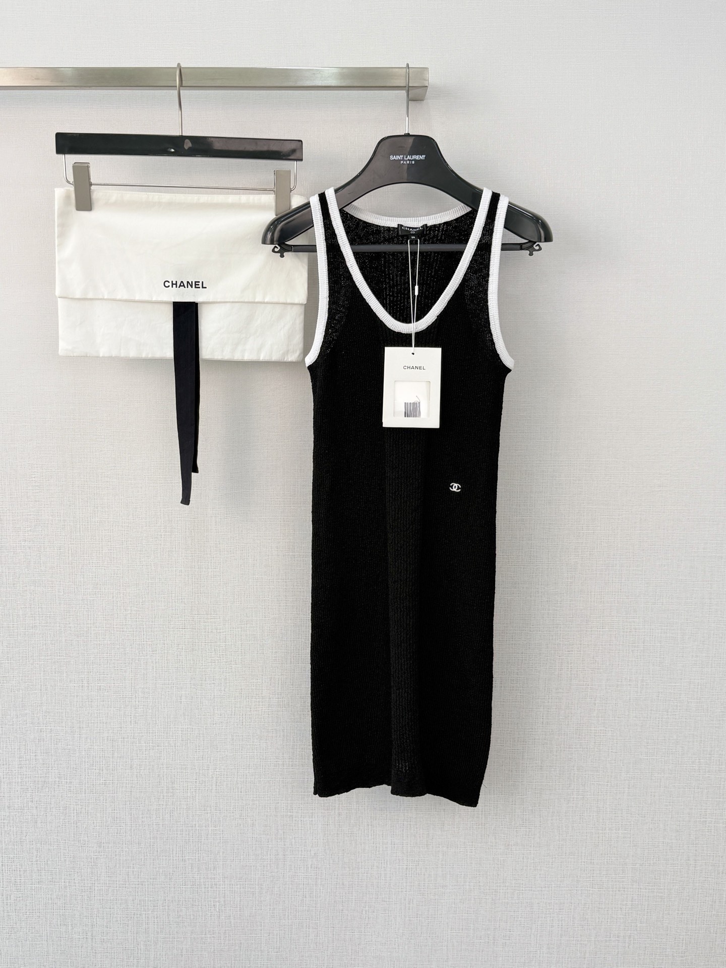 샤넬 민소매 드레스