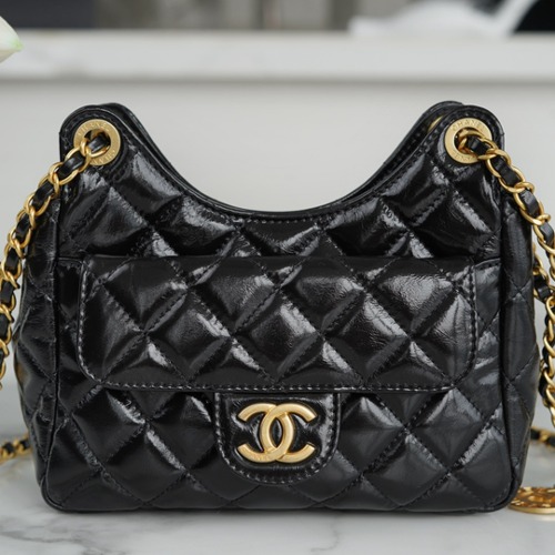 샤넬 샤이니 포켓 호보백 스몰 램스킨 금장 블랙 정품급