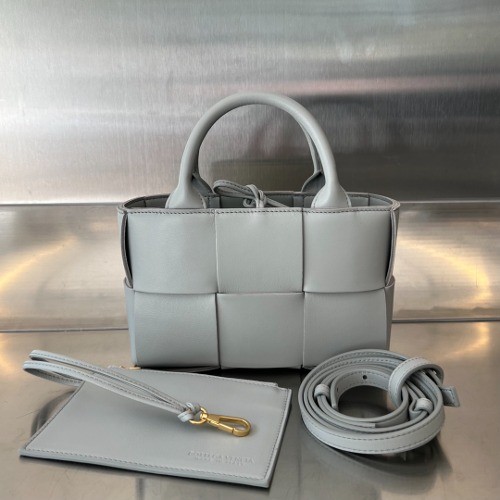 보테가베네타 아르코 토트 미니백 25cm