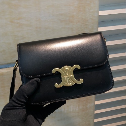 셀린느 트리옹프 숄더 백 (2 사이즈)