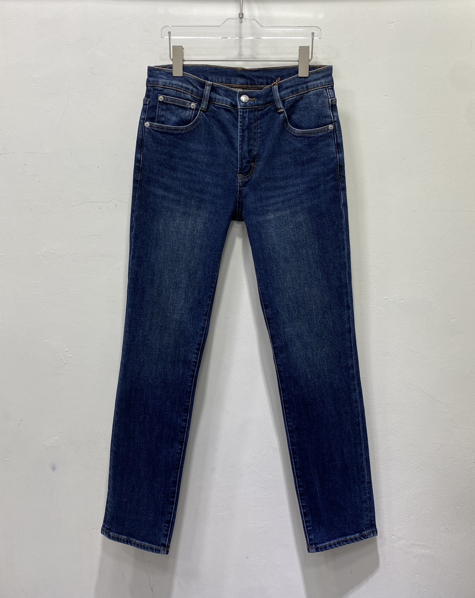 로로피아나 24 봄 신상 데님 팬츠