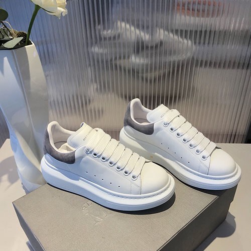 알렉산더 맥퀸 남여공용 스니커즈